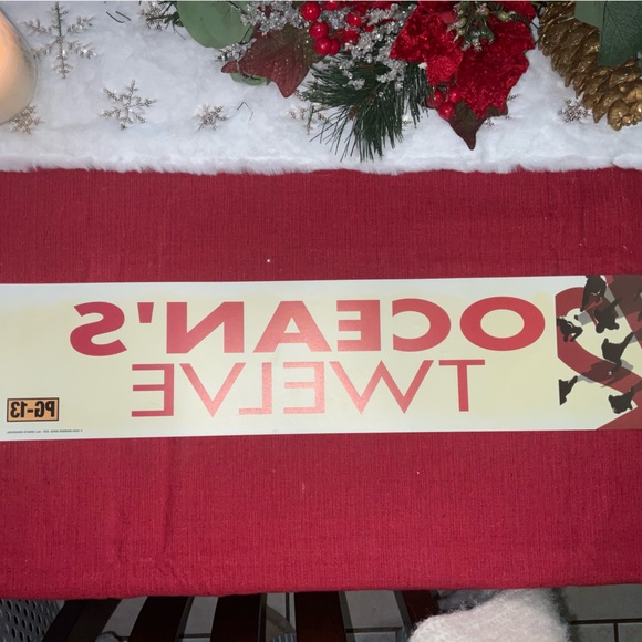 OCEANS TWELVE Original theater used box office Mylar 5x25 in double sided - Picture 2 of 2